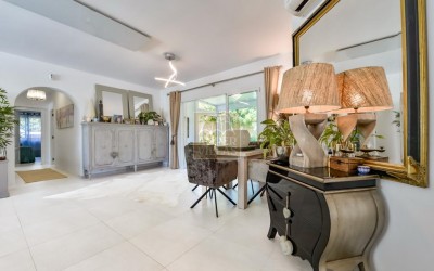 Красивая и уютная одноэтажная вилла