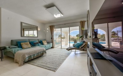 Красивая и уютная одноэтажная вилла