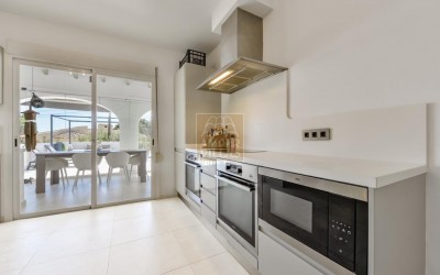 Красивая и уютная одноэтажная вилла