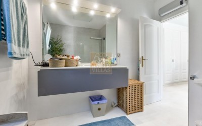 Красивая и уютная одноэтажная вилла